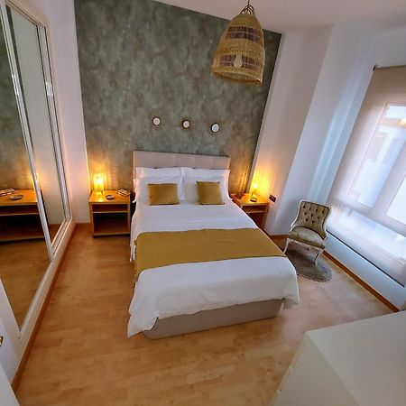 Apartamento Las Floritas Малага Экстерьер фото