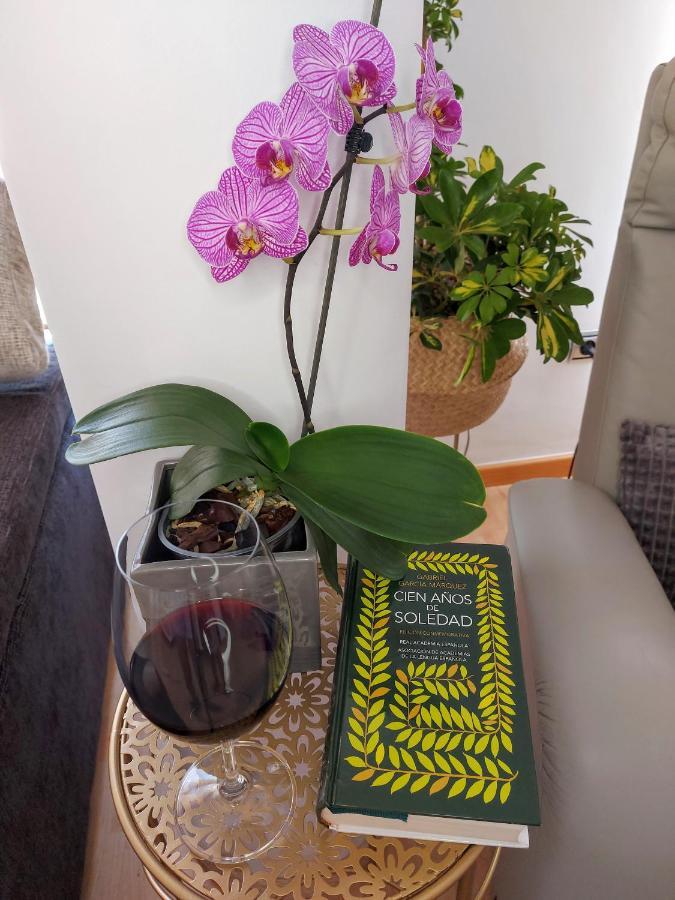 Apartamento Las Floritas Малага Экстерьер фото
